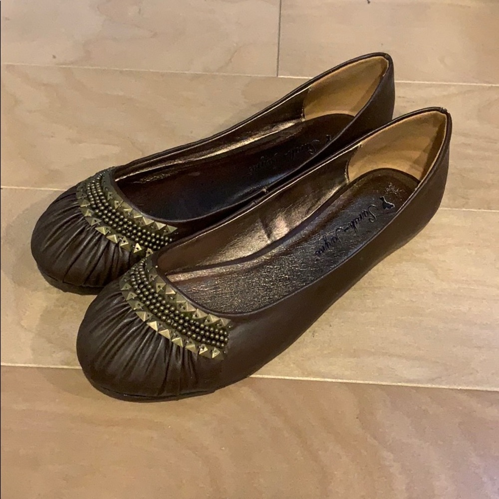 Sarah-Jayne flats size 6